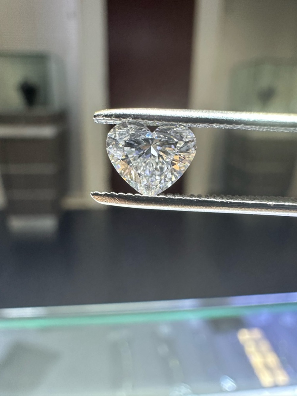 1.03ct Heart Shape D VVS1